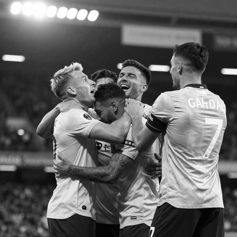 V.League vào guồng, đội tuyển Việt Nam và bài toán bản sắc giữa hai mùa giải